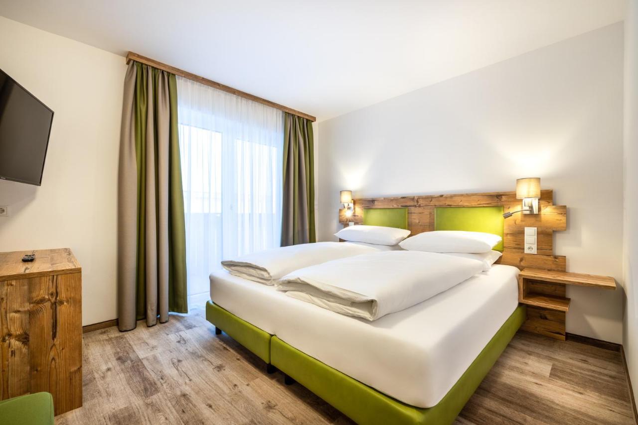 Hotel Der Alpenblick Sankt Johann im Pongau Esterno foto