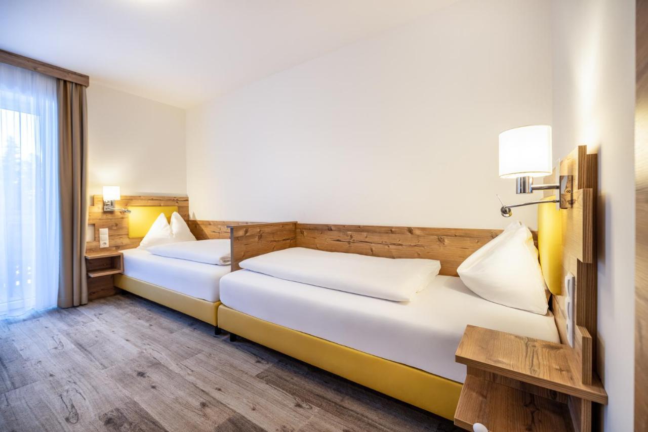 Hotel Der Alpenblick Sankt Johann im Pongau Esterno foto
