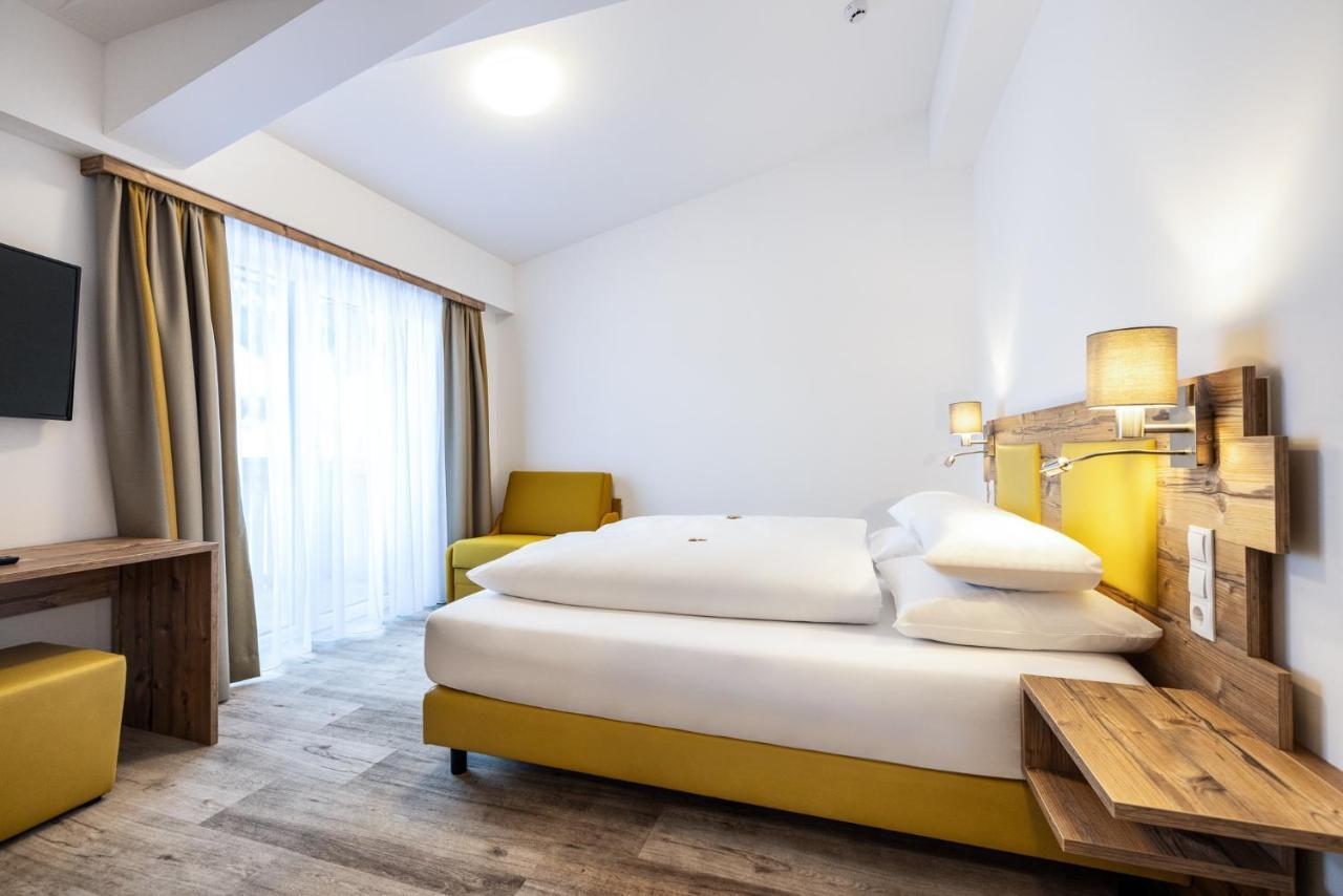 Hotel Der Alpenblick Sankt Johann im Pongau Esterno foto