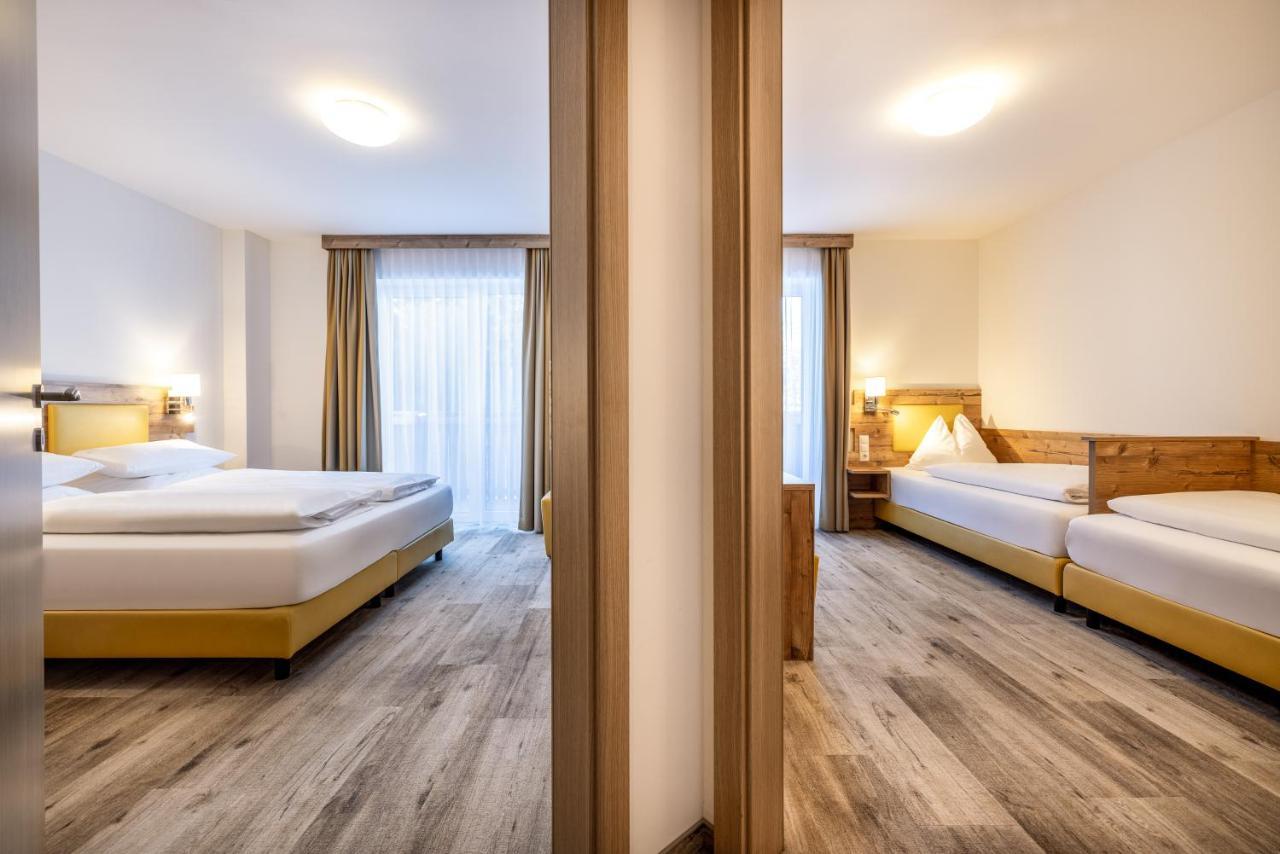 Hotel Der Alpenblick Sankt Johann im Pongau Esterno foto