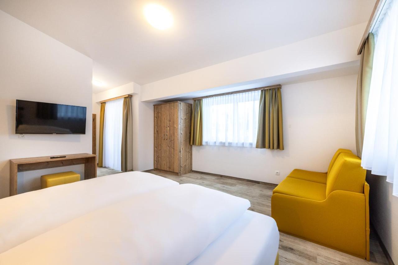 Hotel Der Alpenblick Sankt Johann im Pongau Esterno foto