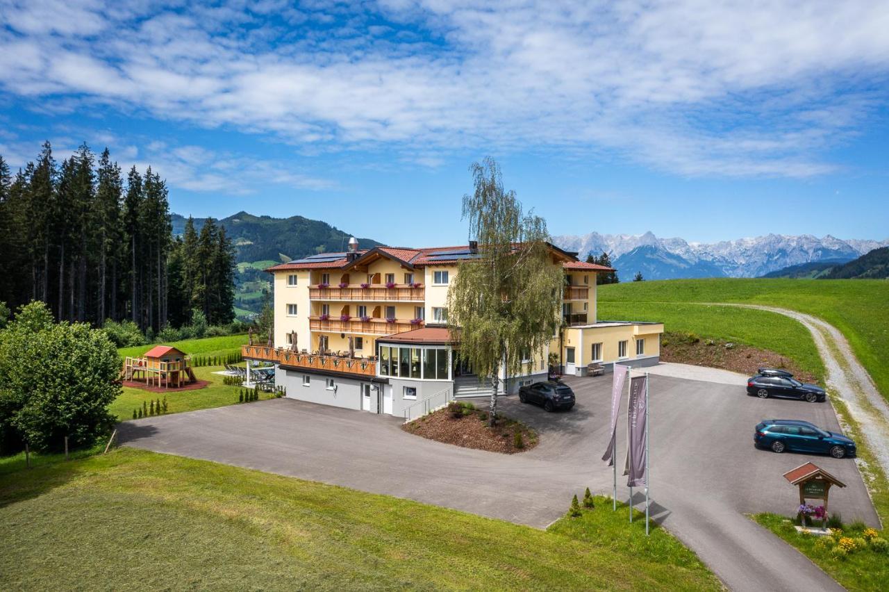 Hotel Der Alpenblick Sankt Johann im Pongau Esterno foto